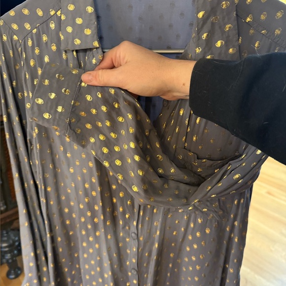 Monarc Gray Shirt with Gold Accents - Picture 2 of 3